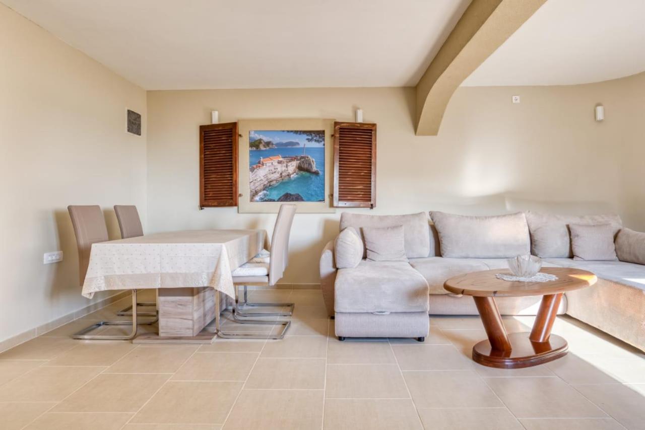 Apartament Savovic_Lux Petrovac Zewnętrze zdjęcie
